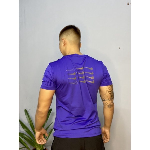 Áo thể thao Nike