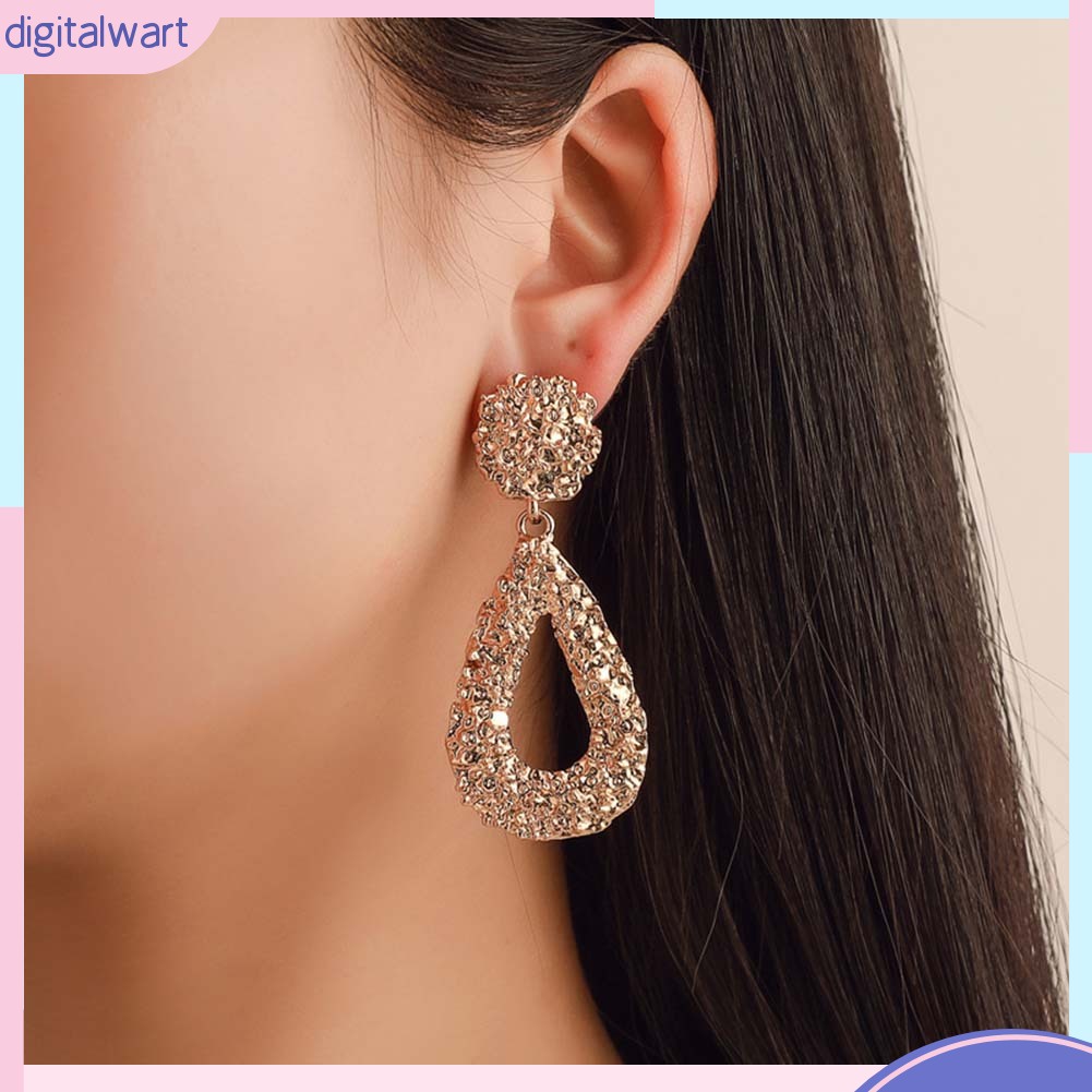 Đôi Khuyên Tai Thiết Kế Hình Giọt Nước Đính Đá Quý Nhân Tạo Lấp Lánh Sang Trọng Cá Tính Dành Cho Nữ