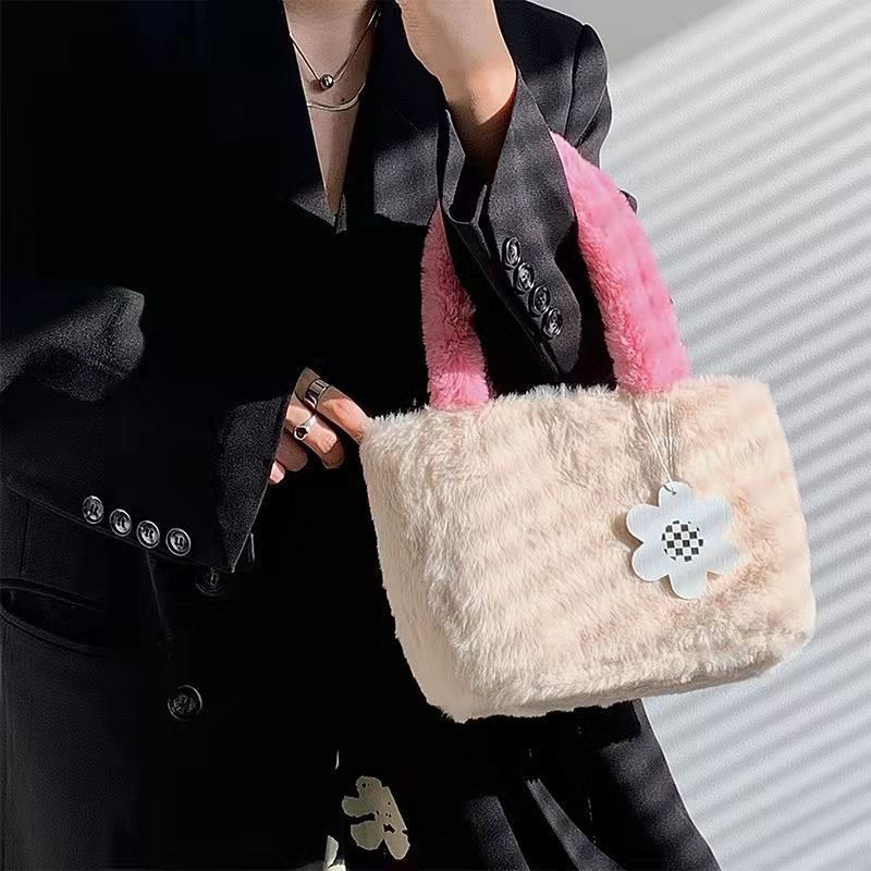 [Hàng Có Sẵn] Túi Xách Lông Nhung Dễ Thương