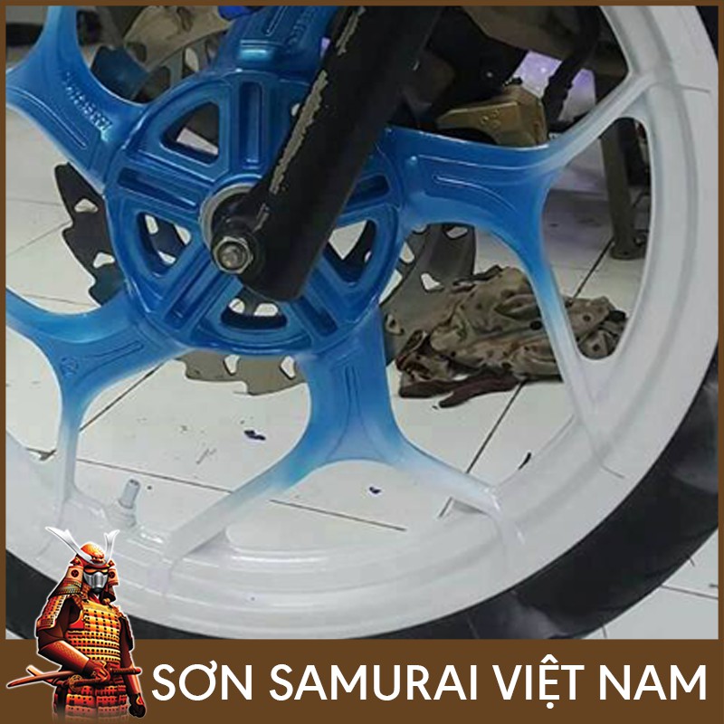 Chai sơn màu trắng 102 - Sơn xịt Samurai