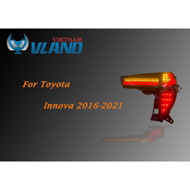 Đèn hậu cho Toyota Innova 2017-2020 mẫu EE made in Taiwan