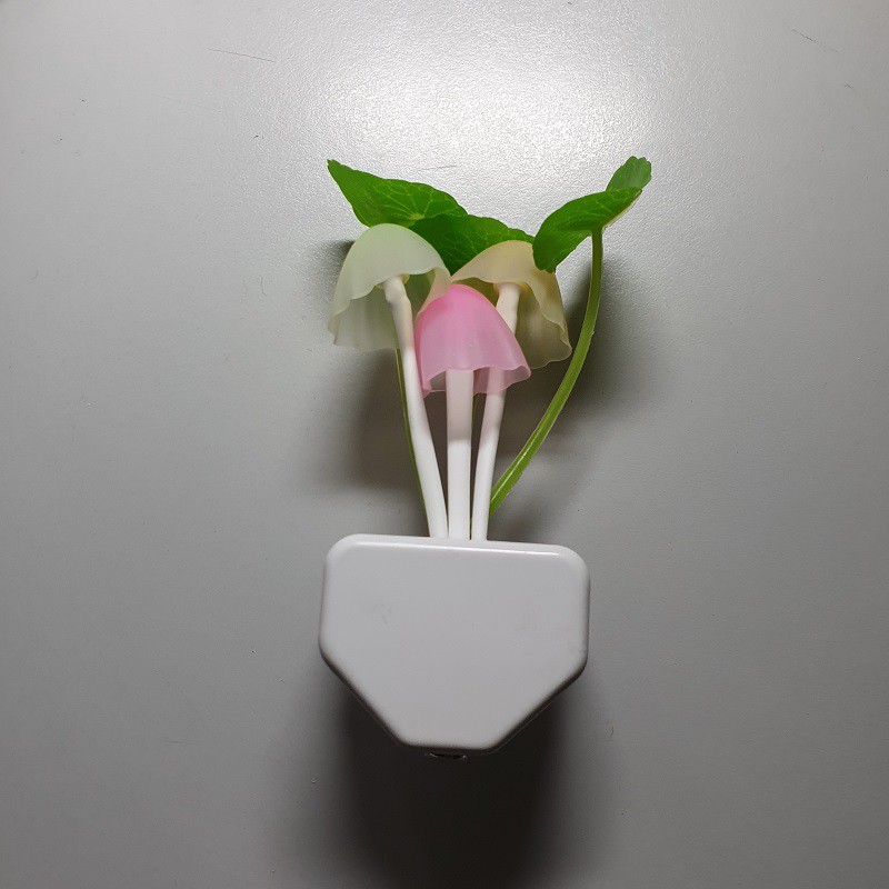 Đèn Ngủ Led Hình Nấm Cảm Ứng Ánh Sáng Tự Động Tắt Bật