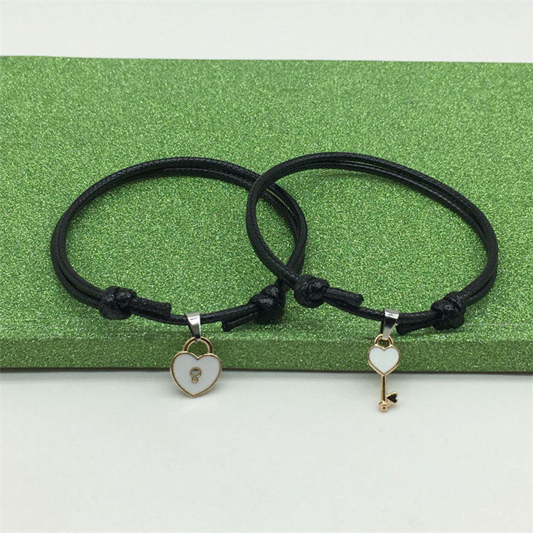 Set 2 Vòng Tay Bện Dây Mặt Hình Chìa Khóa / Trái Tim Cho Cặp Đôi