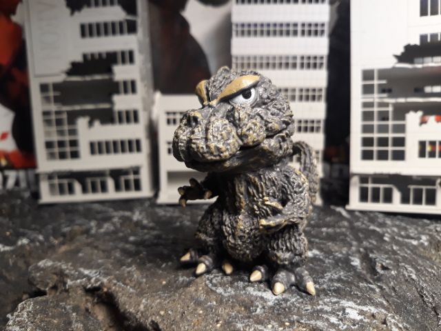 Mô hình đồ chơi khủng long Godzilla baby siêu kute 10cm.