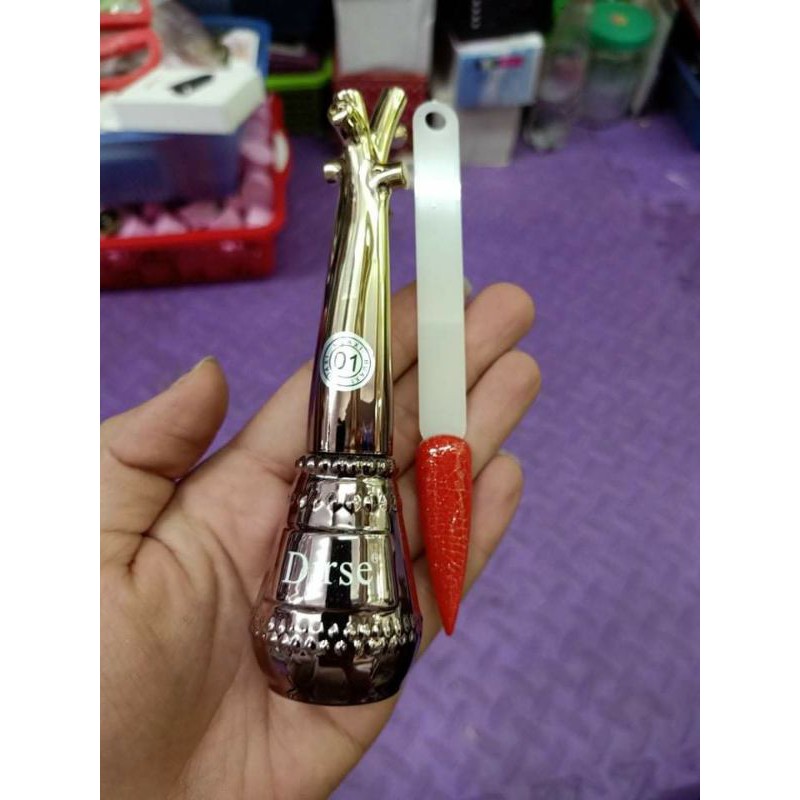 sơn gel nứt chính hãng Dirse loại tốt sơn gel vân đá , có lẻ 3 màu đen trắng đỏ. dung tích 15ml. loại đẹp chất lượng