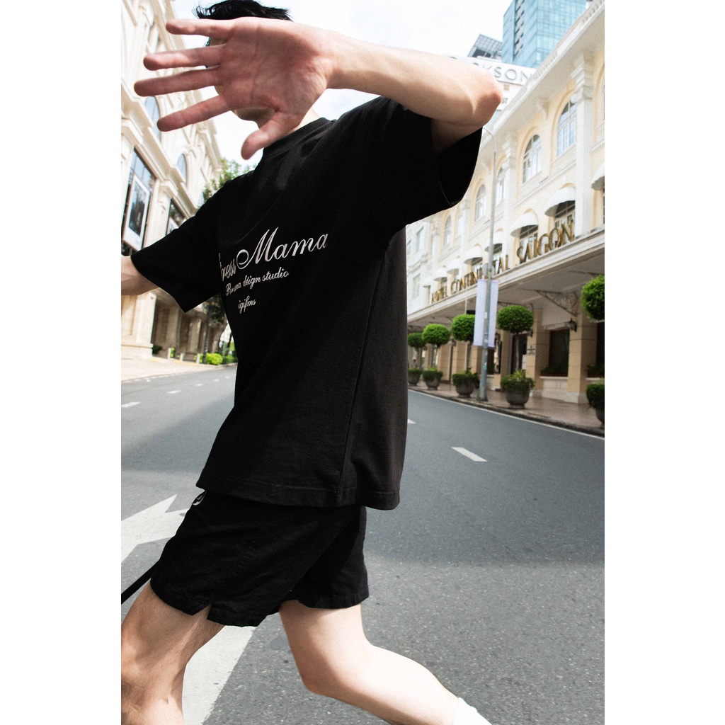 Áo thun STRESSMAMA 365 SEASONAL T-SHIRT - BLACK màu đen chất liệu 100% Cotton 2 chiều 250GSM