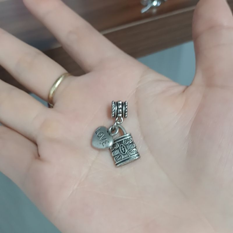 Charm đóng cửa trái tim bạc thái mic vòng