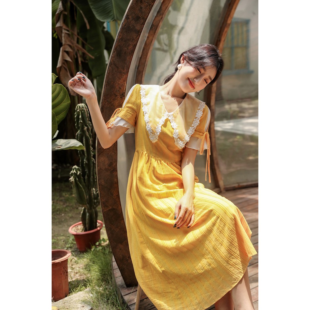 Đầm Vàng Thanh Tao Tay Cách Điệu - Thiết Kế - Hàng Cao Cấp