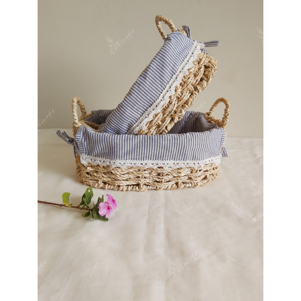 Khay cói oval có quai kèm vải lót cotton, giỏ đan từ sợi buông hàng VN, hình thật shop chụp