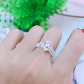 NHẪN HOA BẠC ĐÁ CAO LẤP LÁNH