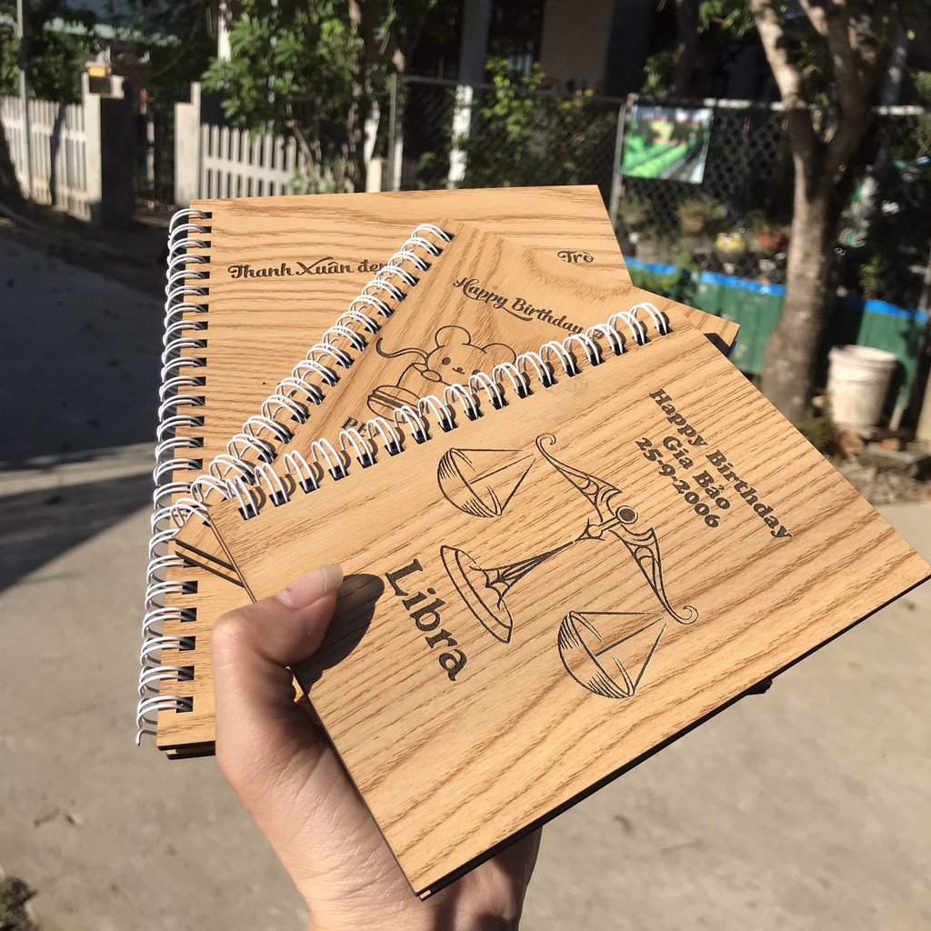 SỔ TAY CÁ NHÂN - Sổ tay khắc hình cỏ 4 lá thiết kế theo yêu cầu