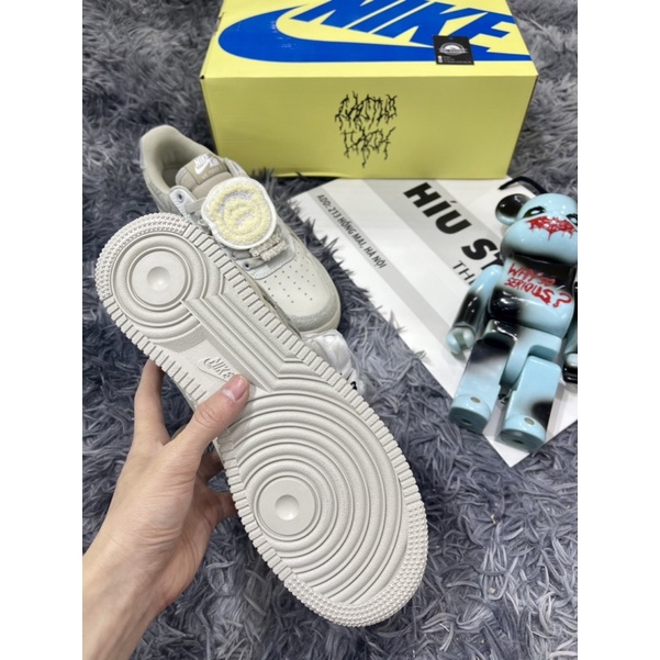 (Híu)Giầy Thể Thao Air Force 1 Low x Travis Scott Grey White Xám Bản Best |Đế Khâu |Lót Trần Bông