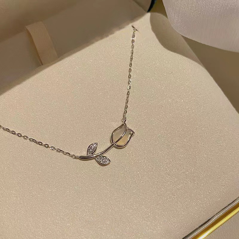 Vòng cổ Mặt Hoa Tulip Đính Đá Opal Phong Cách Cổ Điển Cho Nữ
