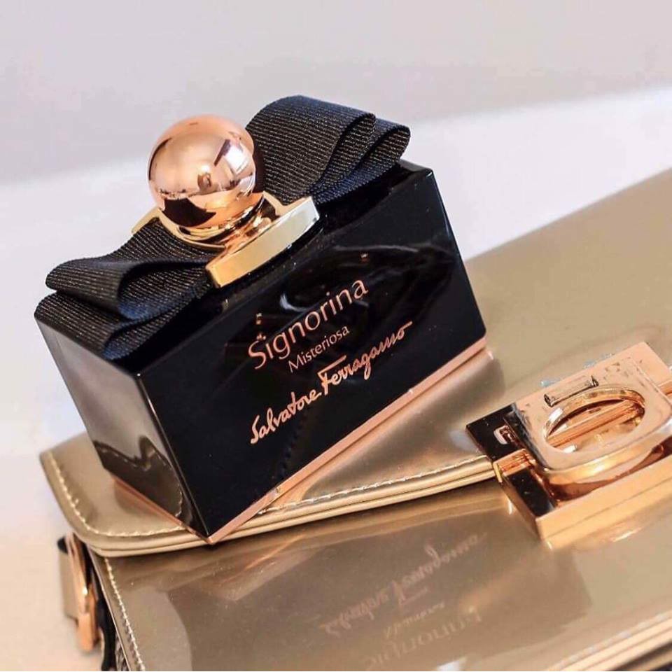 Nước hoa nữ mini Salvatore Ferragamo Signorina Misteriosa edp (đen)