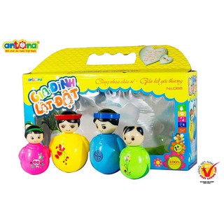 GIA ĐIÌNH LẬT ĐẬT ANTONA