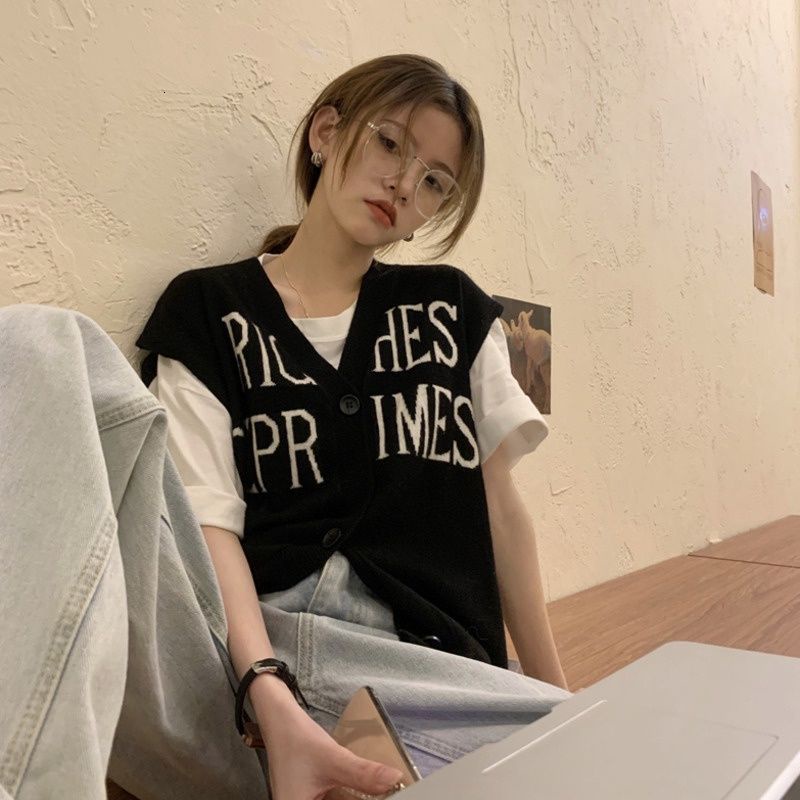 Korean style retro letter fine knit sleeveless breasted loose tank top
