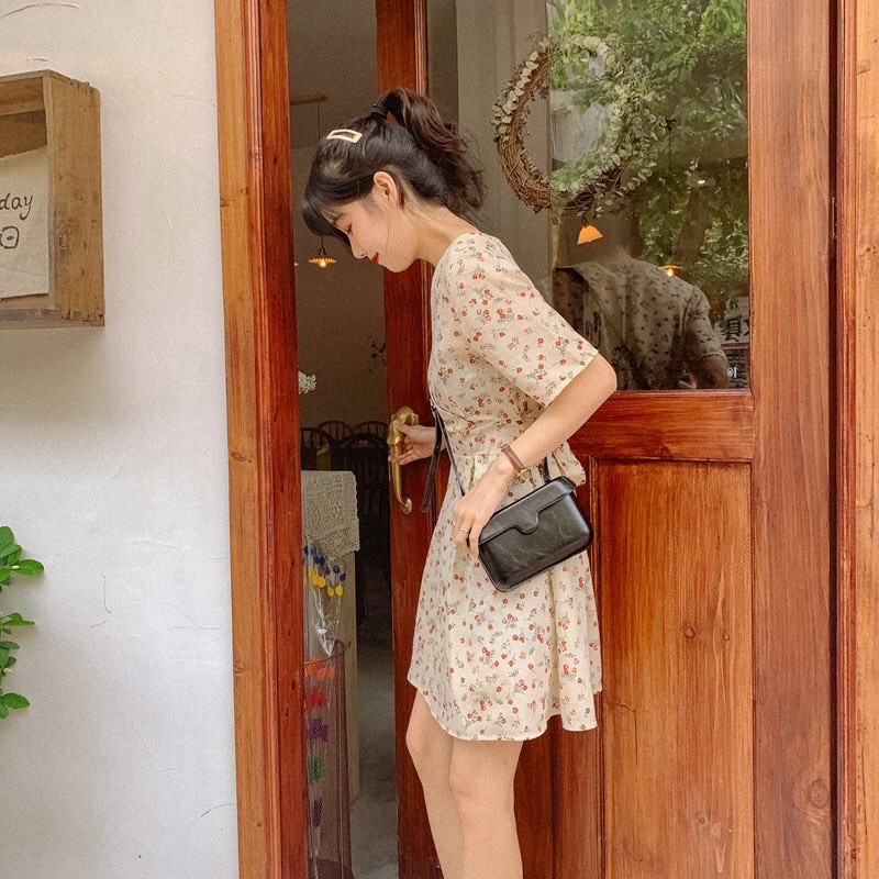 Váy hoa nhí - Váy hoa nhí cổ tim xinh xắn💖 | BigBuy360 - bigbuy360.vn