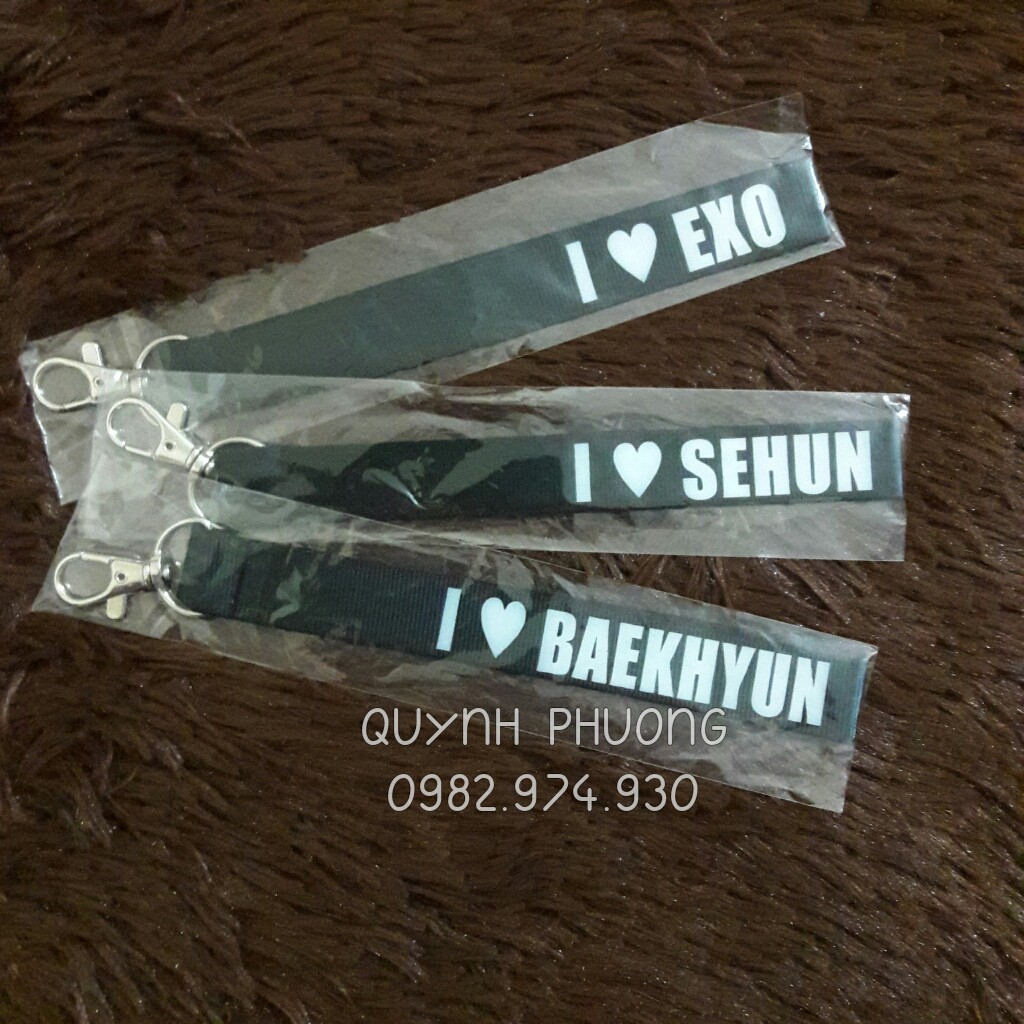 Nametag EXO, BTS, WANNA ONE, TWICE, BLACKPINK