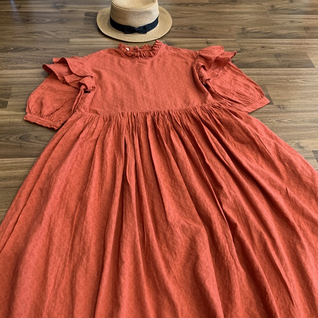 Đầm cam babydoll tiểu thư