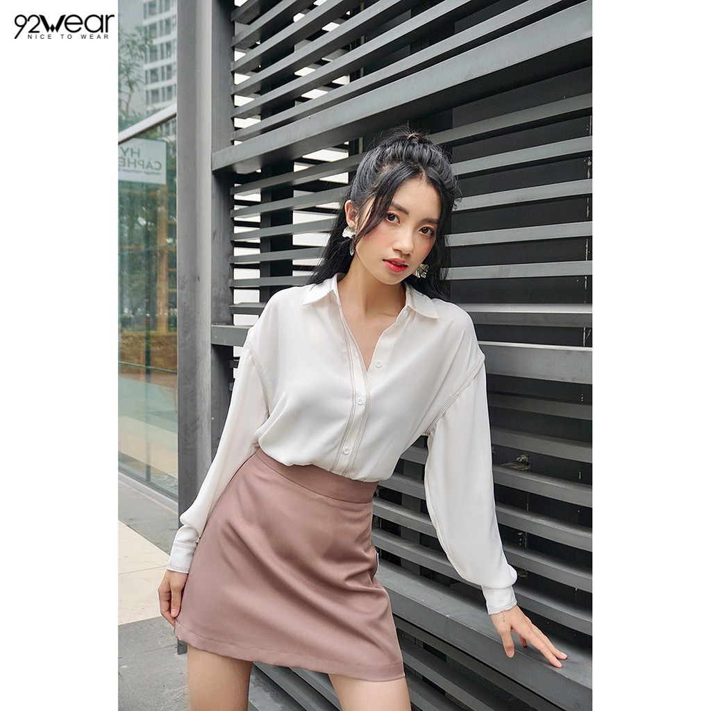 Chân váy ngắn 92WEAR dáng A cơ bản JAW0124