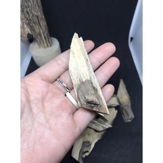 Gỗ thơm gỗ trầm thô bán lẻ thanh