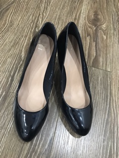 Thanh lí giày dép bigsize:  size 40 và  size 41