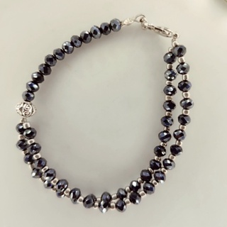 Vòng tay pha lê đen hạt giác cao cấp mix charm và cườm nhí