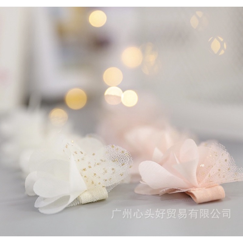 Băng đô hoa xinh xắn cho bé