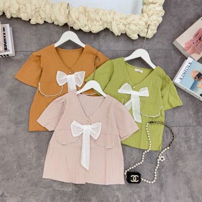 Áo sơ mi cổ v điểm nơ trắng viền túi ngọc