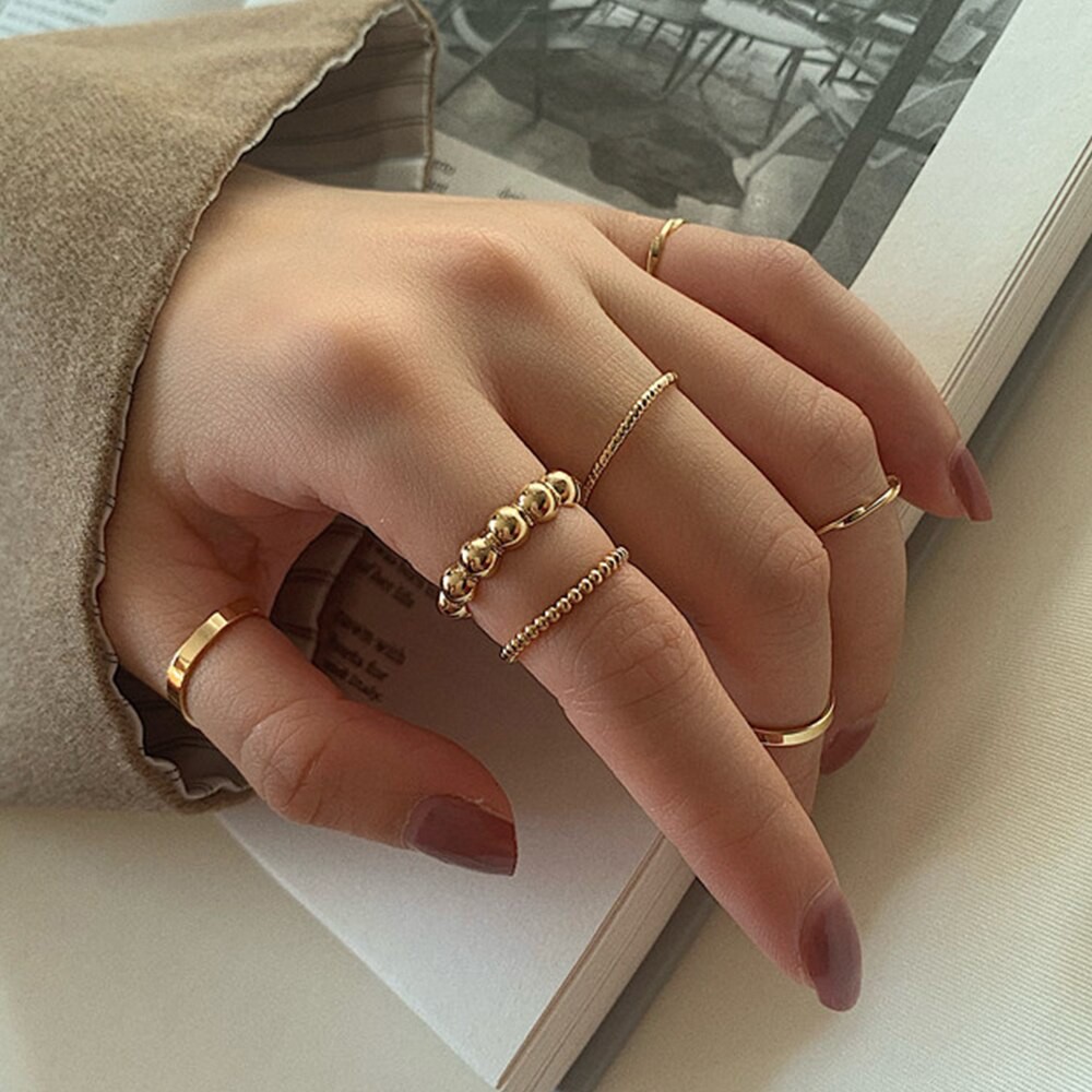 Set nhân đeo tay cá tính cho nữ