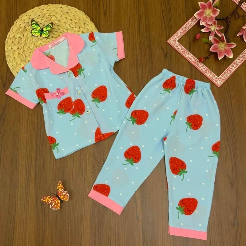 [Ngẫu Nhiên] Bộ Đồ Ngủ Pijama Vải Lụa Ngắn Tay Quần Dài Cho Bé Gái (12-32KG) - Hirokids