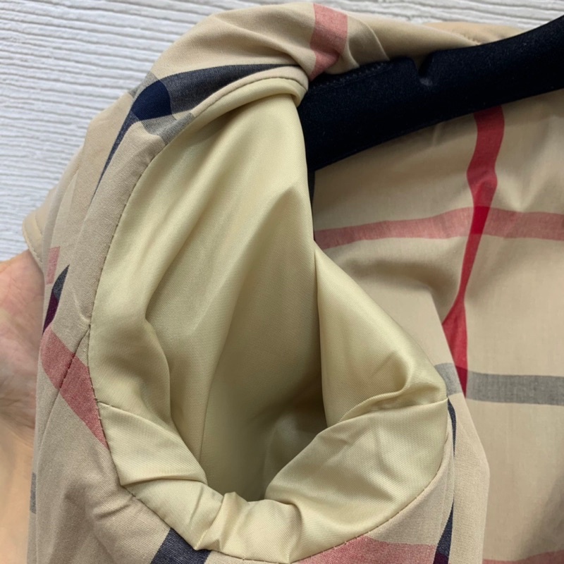 Áo khoác mang to dáng dài vừa thương hiệu Burberry BBR cao cấp