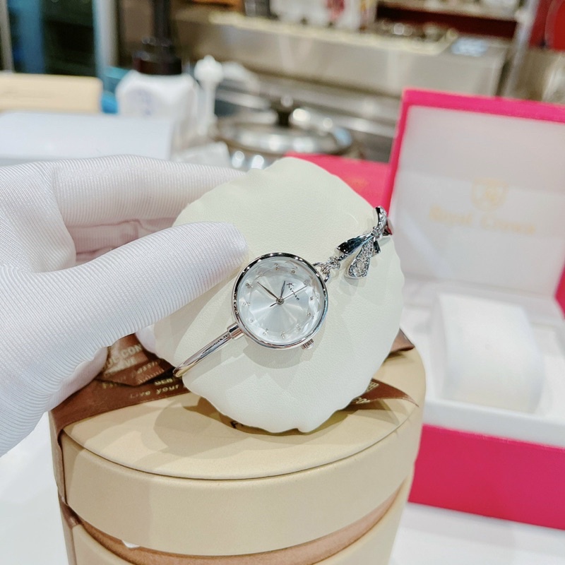 Đồng hồ nữ KIMIO dây thép rút dạng lắc màu silver
