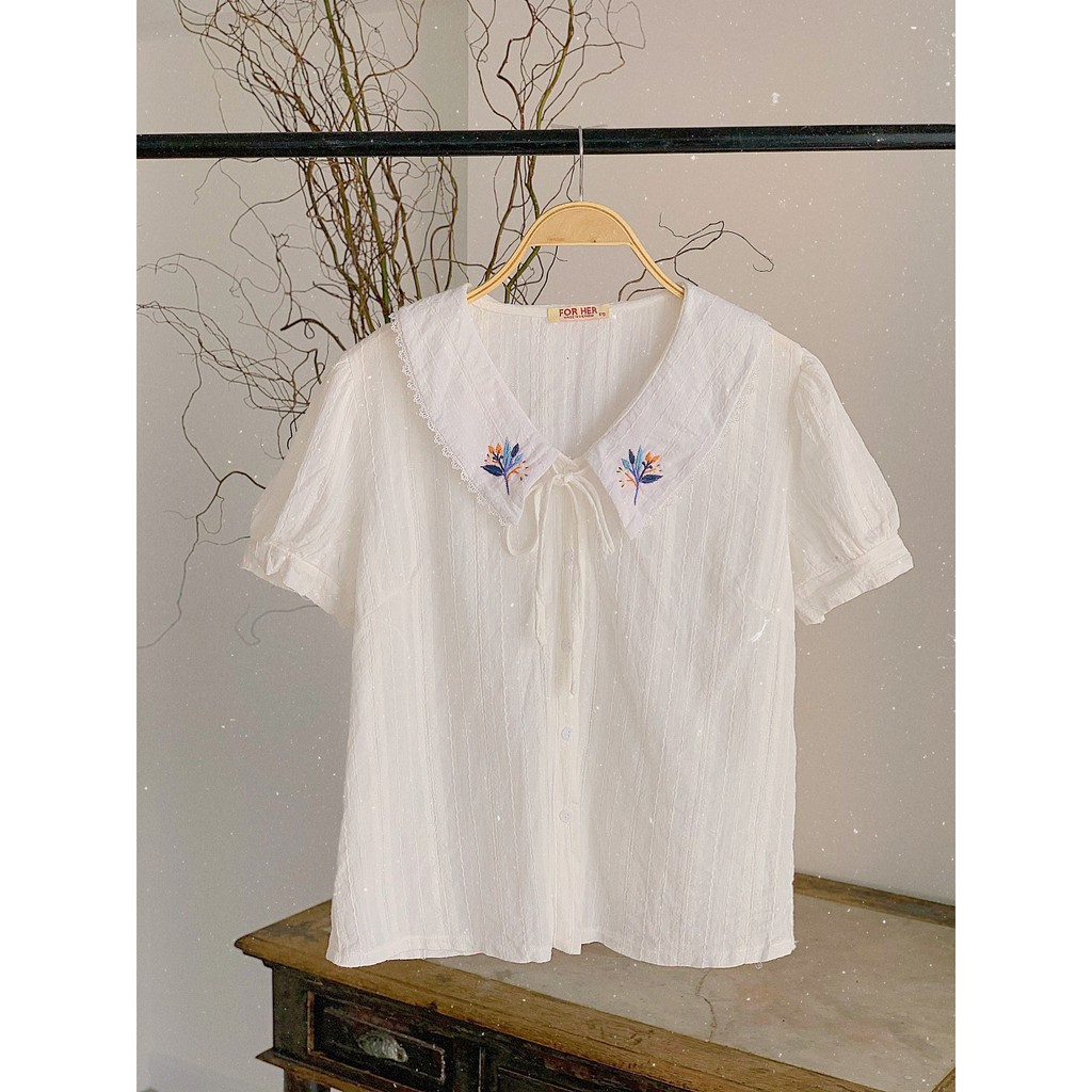 Áo cổ nhọn viền ren AO0521