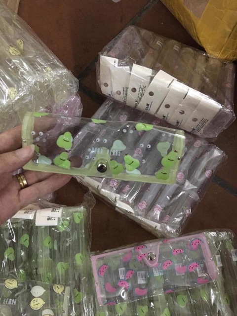 HỘP ĐỰNG KÍNH TRONG