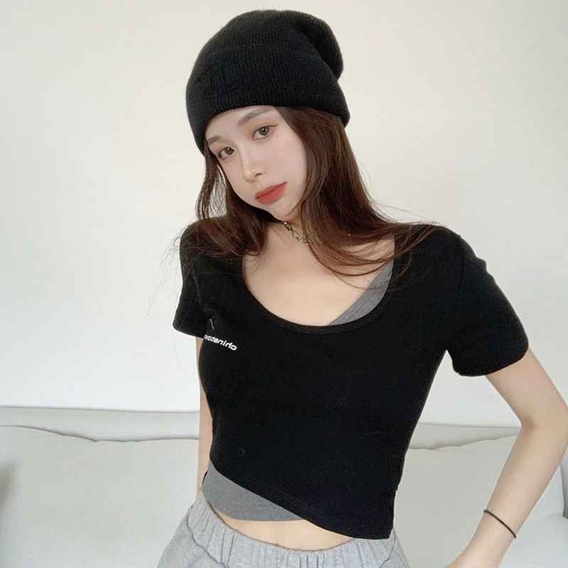Áo Thun Crop Top Nữ Tay Ngắn Màu Trơn