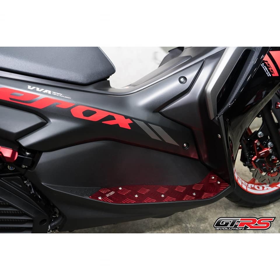 Thảm gác chân trước GTRS NVX155 V2