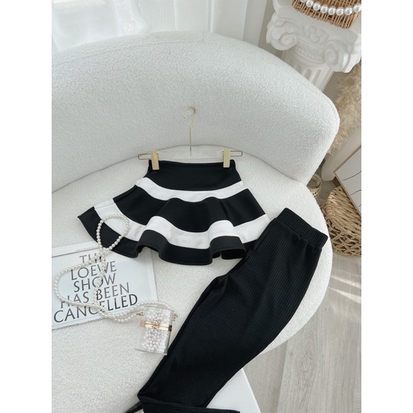 SET ÁO ỐNG SỌC BÈO + QUẦN LEGGING ĐEN