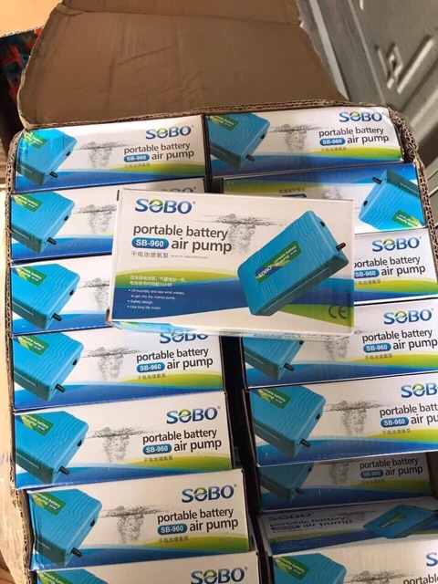 Sục cá chạy Sbằng pin(Bên e tặng kèm cả pin luôn nhé) hãng SOBO