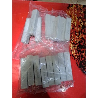5 Điện trở sứ 2.2om 20w