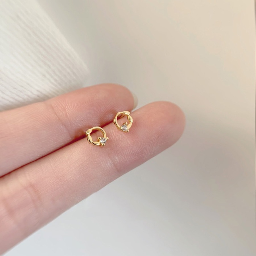 Đôi hoa tai mạ vàng 925 đính đá thời trang dành cho nữ