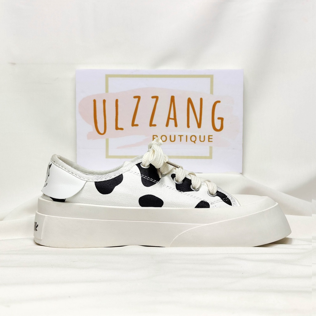 Giày thể thao nữ Ulzzang bò sữa đế bánh mì bata đen trắng độn đế vải canvas vintage conver cute