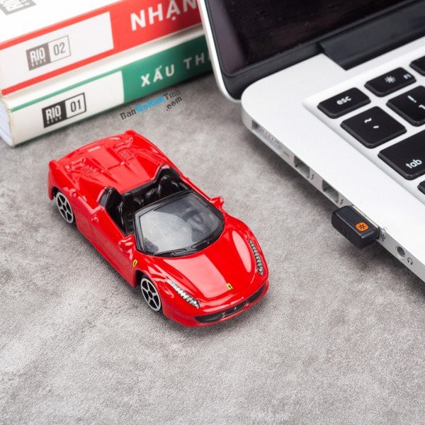 Mô hình siêu xe Ferrari 458 Spider 1:64 Bburago Red