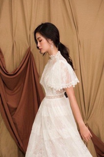 Đầm ren cánh tiên