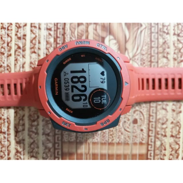 Đồng hồ thể thao thông minh Garmin instinct. Xách tay NHẬT