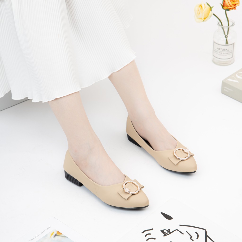 Giày búp bê đính khóa sang trọng MWC NUBB- 2226 | BigBuy360 - bigbuy360.vn