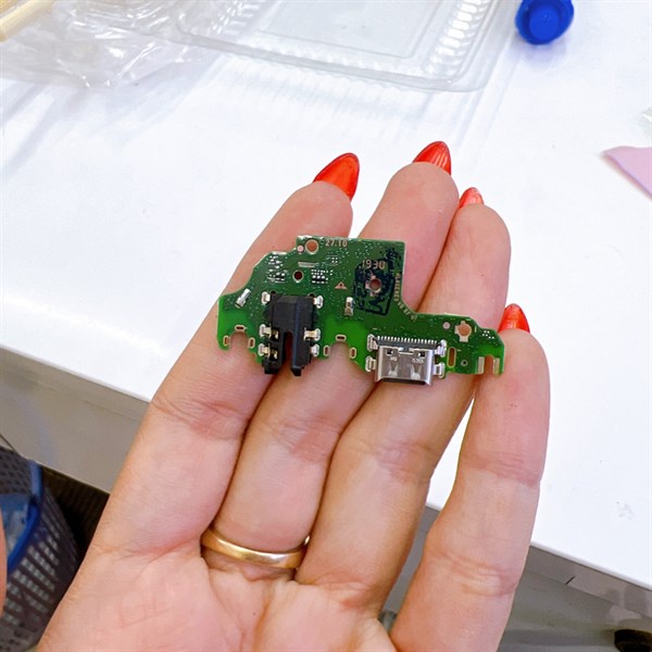 Cụm sạc Huawei Nova 5i