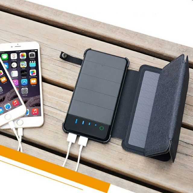 Pin sạc dự phòng năng lượng mặt trời 10000mah 6W0