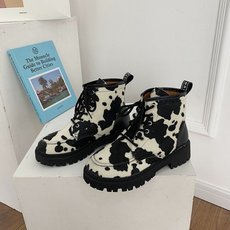 (HÀNG CÓ SẴN - GIAO NGAY) Boots ulzzang B66 bò sữa đế cao 3.5cm | BigBuy360 - bigbuy360.vn