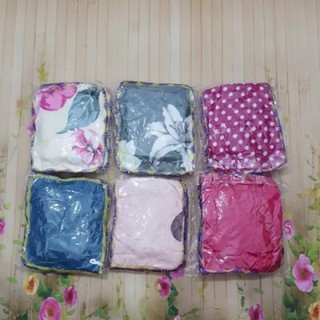 Bộ 4c Bắc nồi , xoong, cùng màu chất liệu vải (giao màu ngẫu nhiên)